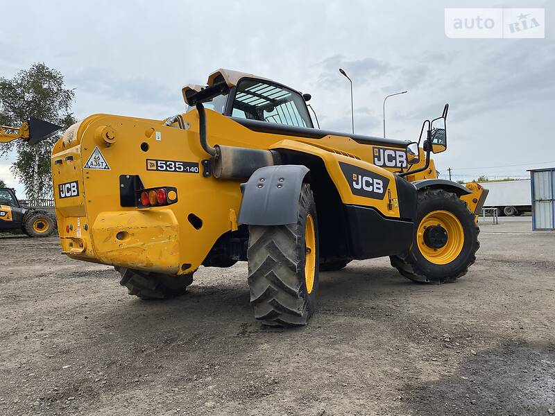 Телескопический погрузчик JCB 535-140 2016 в 