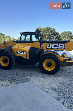 Телескопический погрузчик JCB 535-140 2015 в 