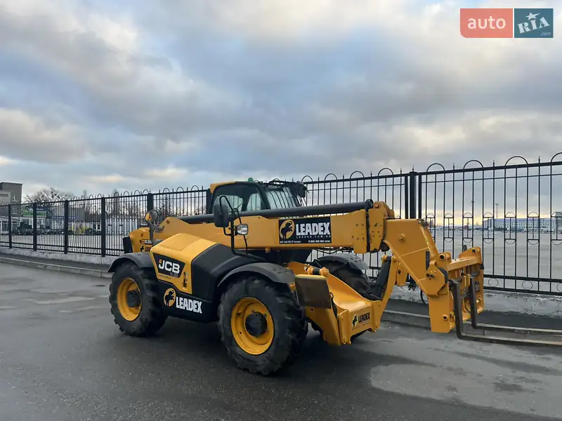 JCB 535-140 2014