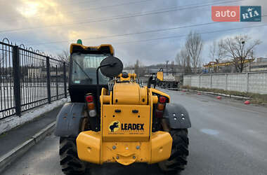 Телескопический погрузчик JCB 535-140 2014 в 