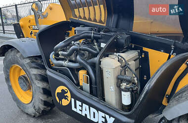 Телескопический погрузчик JCB 535-140 2014 в 
