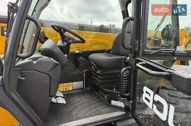 Телескопический погрузчик JCB 535-95 2017 в 