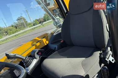Телескопический погрузчик JCB 536-60 2012 в 