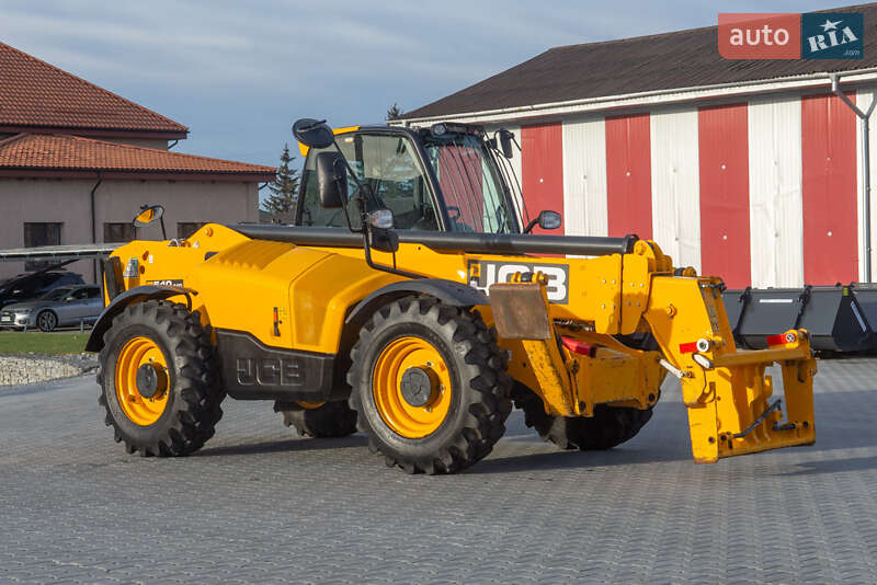 JCB 540-140 2021