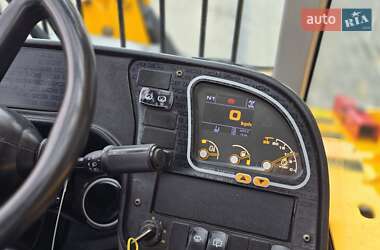 Телескопический погрузчик JCB 540-140 2017 в 