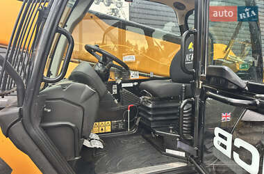 Телескопический погрузчик JCB 540-140 2020 в 
