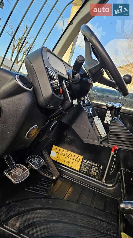 Телескопический погрузчик JCB 540-140 2018 в Киеве фото 8 Телескопический погрузчик JCB 540-140 2018 в Киеве