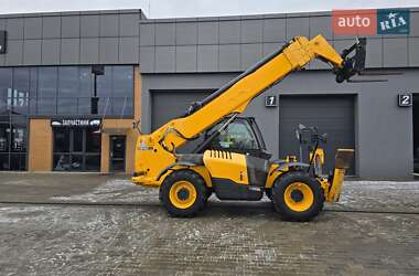 Телескопический погрузчик JCB 540-170 2017 в 