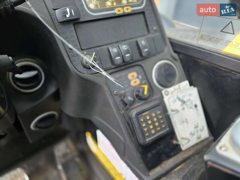 Телескопический погрузчик JCB 540-170 2017 в Ровно