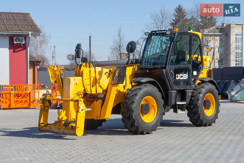 Подъемник телескопический JCB 540-170 2017 в Житомире