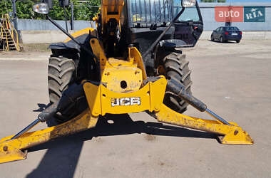 Телескопический погрузчик JCB 540-170 2014 в 