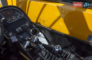 Подъемник телескопический JCB 540 2017 в 