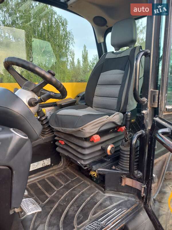 Телескопічні навантажувачі JCB 540 2006 в Малій Висці