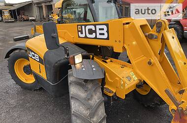 Телескопічні навантажувачі JCB 541-70 2011 в Луцьку