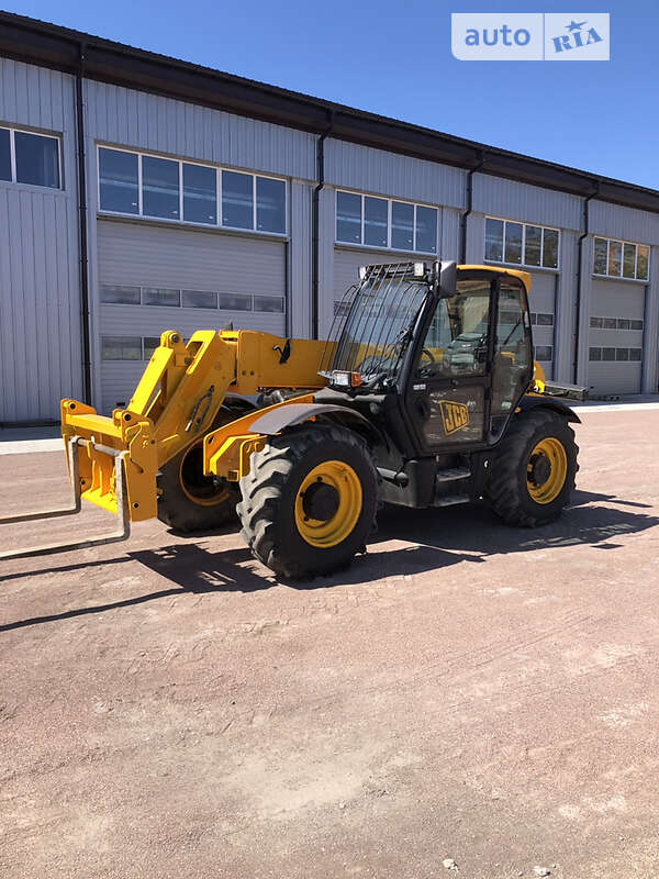Телескопічні навантажувачі JCB 541-70 2008 в 