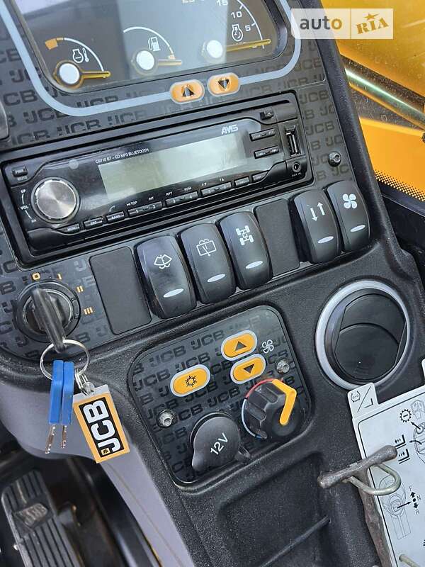 Телескопический погрузчик JCB 541-70 2017 в Луцке