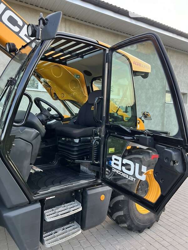 Телескопический погрузчик JCB 541-70 2015 в Луцке