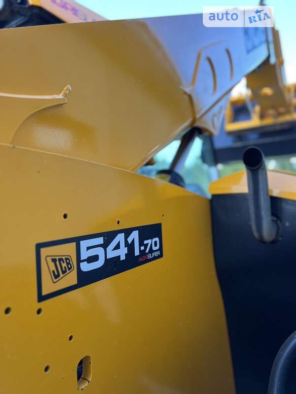 Телескопический погрузчик JCB 541-70 2015 в Луцке