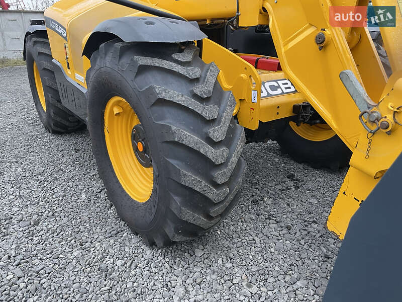 Телескопічні навантажувачі JCB 541-70 2020 в Луцьку