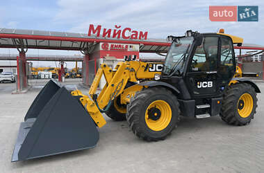 Телескопический погрузчик JCB 541-70 2017 в 