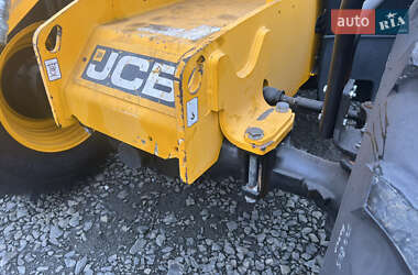 Телескопический погрузчик JCB 541-70 2013 в 