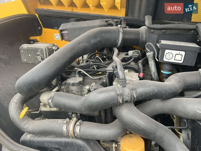 Телескопический погрузчик JCB 541-70 2013 в Луцке