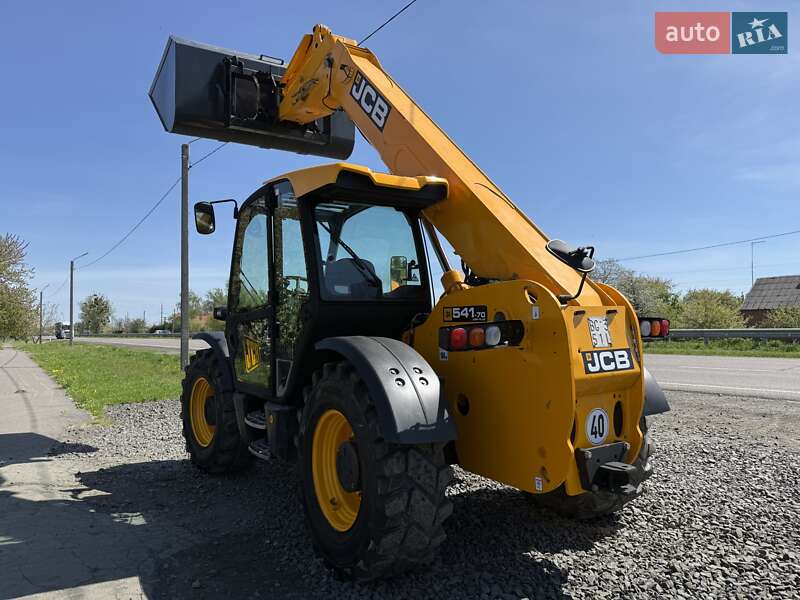 Телескопический погрузчик JCB 541-70 2010 в Луцке