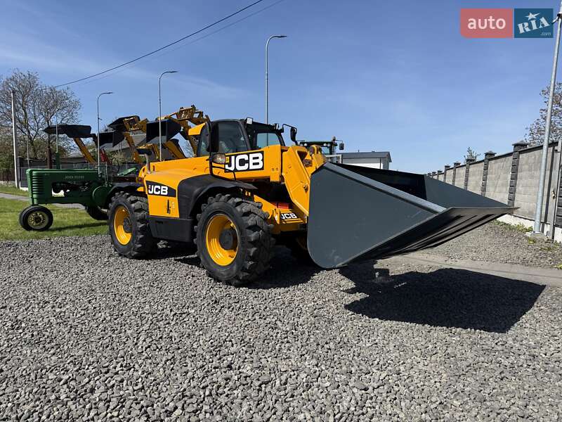 Телескопический погрузчик JCB 541-70 2010 в Луцке
