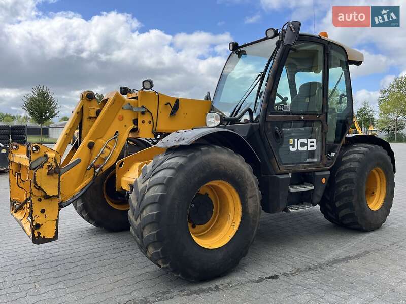 JCB 541-70 2015