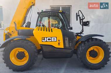 Телескопический погрузчик JCB 541-70 2013 в 