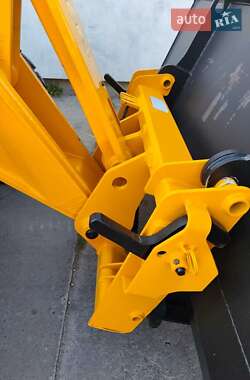 Телескопический погрузчик JCB 541-70 2013 в 