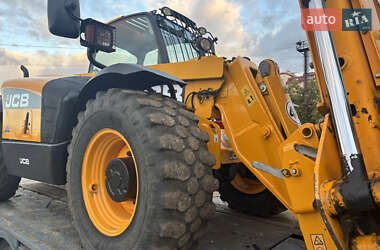 Телескопический погрузчик JCB 541-70 2009 в 