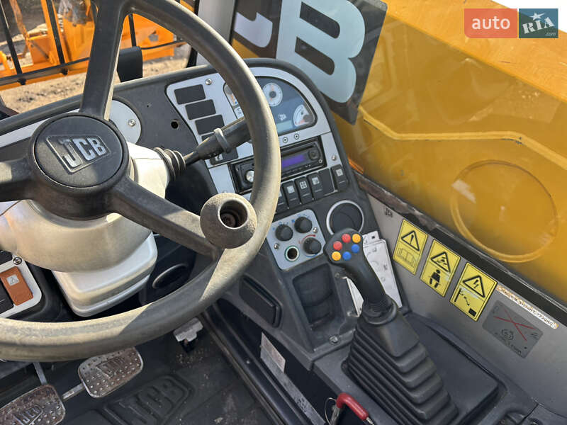 Телескопический погрузчик JCB 541-70 2009 в Львове