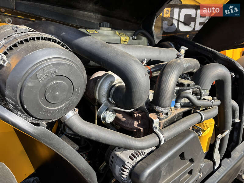 Телескопический погрузчик JCB 541-70 2009 в Львове
