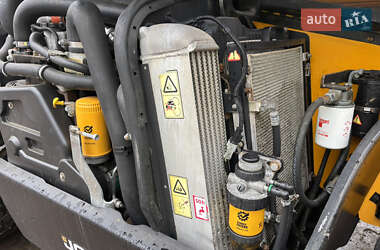 Телескопический погрузчик JCB 541-70 2010 в 