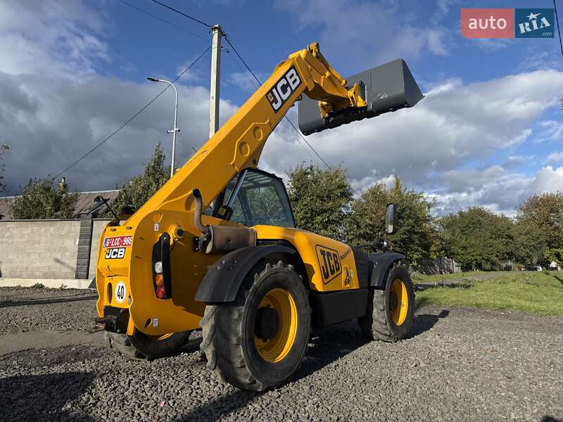 Телескопический погрузчик JCB 541-70 2009 в Луцке