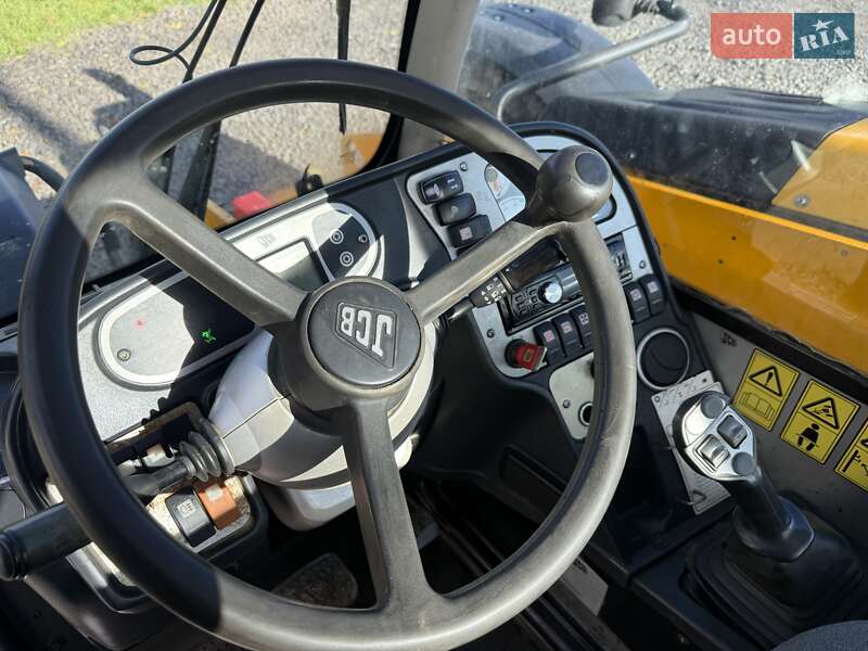 Телескопический погрузчик JCB 541-70 2009 в Луцке