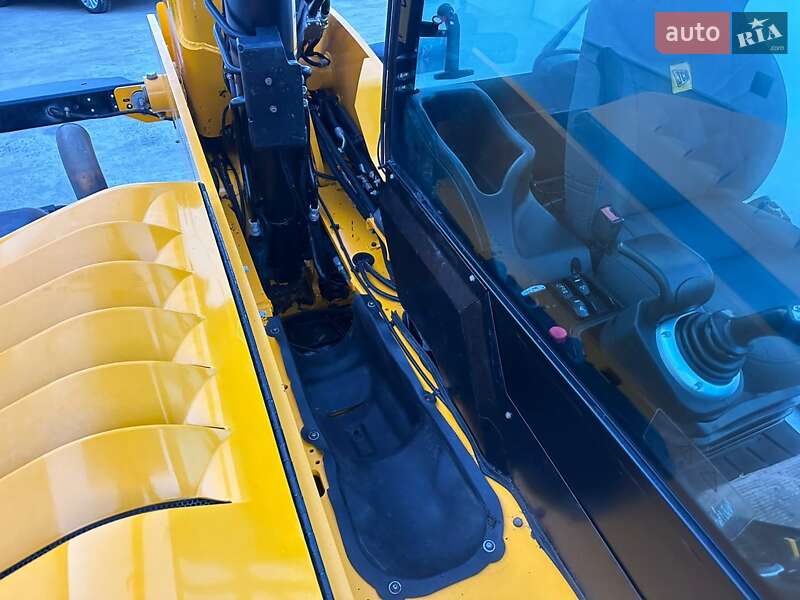 Телескопический погрузчик JCB 541-70 2017 в Луцке