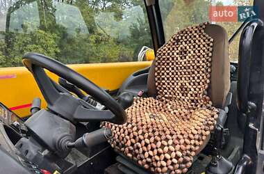 Телескопічні навантажувачі JCB 550-80 2015 в 