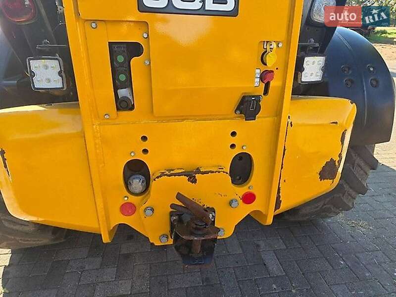 Телескопічні навантажувачі JCB 560-80 2023 в Києві