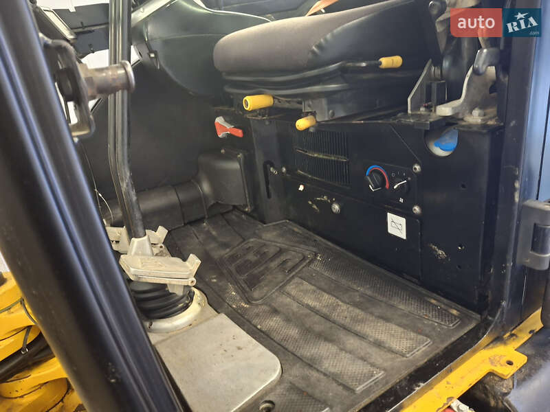 Миниэкскаватор JCB 8025 2019 в Львове фото 10 Миниэкскаватор JCB 8025 2019 в Львове