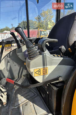 Миниэкскаватор JCB 8027 2005 в 