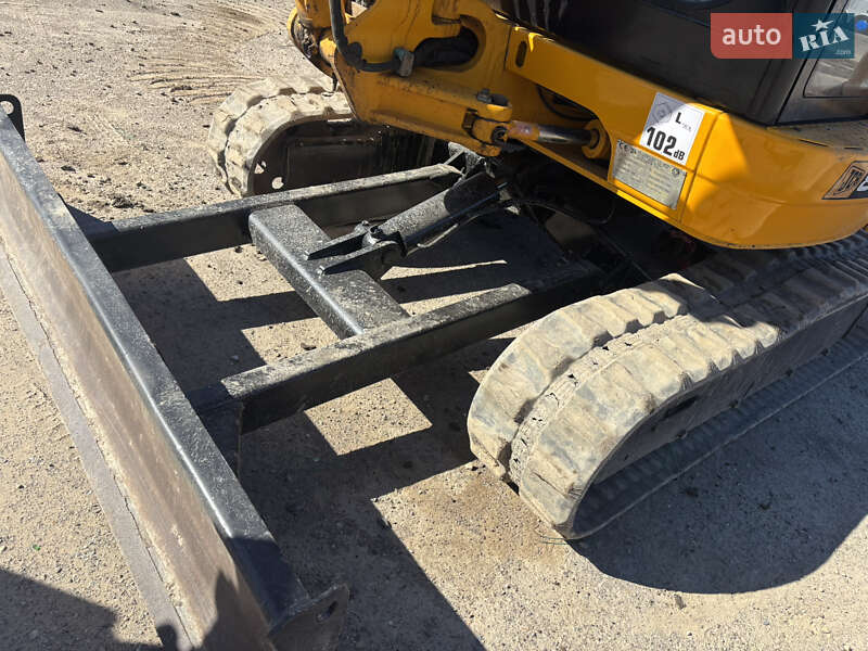 Миниэкскаватор JCB 8027 2005 в Львове