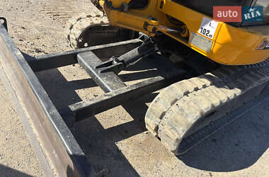 Миниэкскаватор JCB 8027 2005 в 