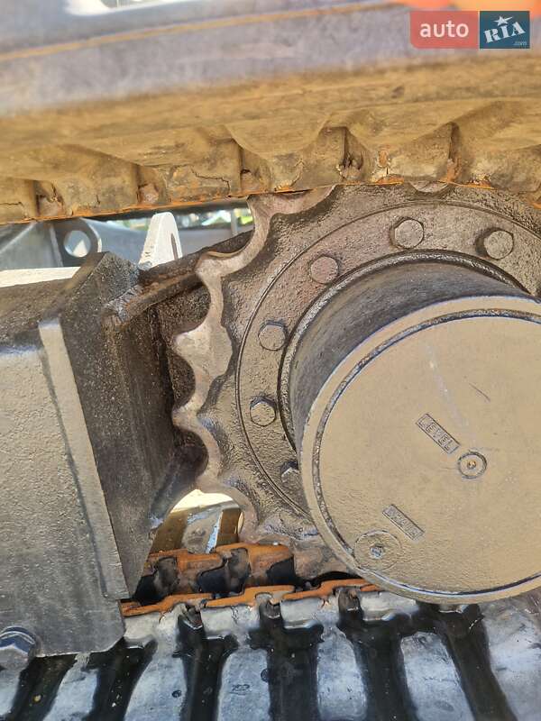 Міні-екскаватор JCB 8045 2007 в Чернівцях фото 18 Міні-екскаватор JCB 8045 2007 в Чернівцях