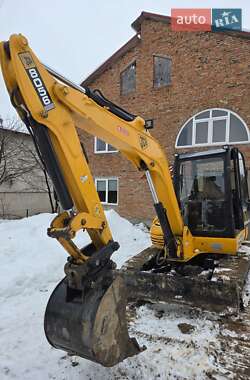 Миниэкскаватор JCB 8055 2015 в Львове