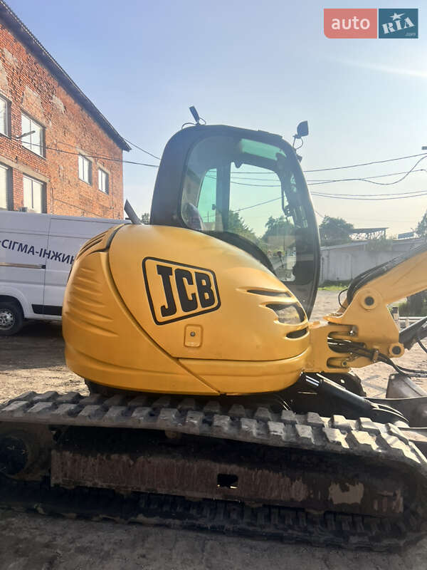 Экскаватор погрузчик JCB 8085 2005 в Львове