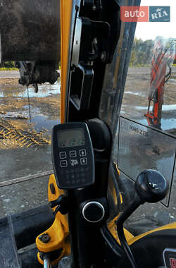 Миниэкскаватор JCB 8085 2010 в 