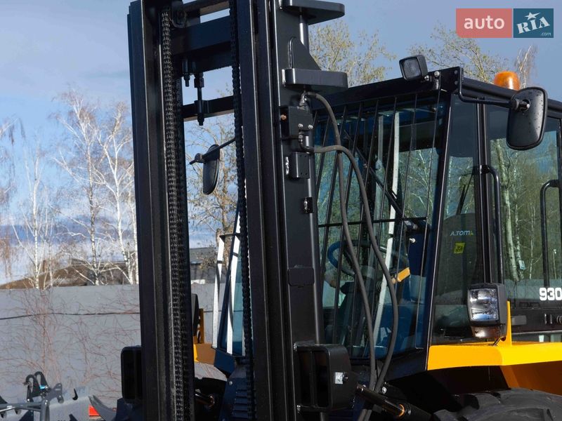 Вилочный погрузчик JCB 930 2019 в Житомире