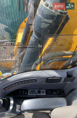 Колесный экскаватор JCB JS 130 2009 в 